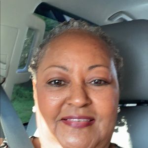 Meet your Posher, Carol